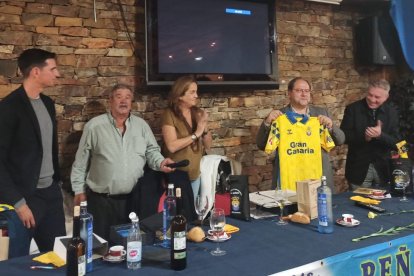 La Peña UD Las Palmas de La Bañeza celebró por todo lo alto sus 24 años. Y con muy buena salud.