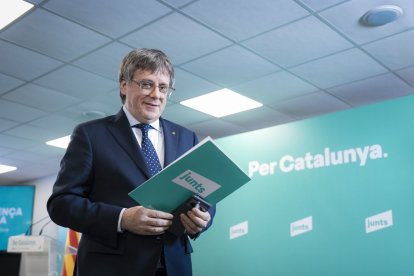 Carles Puigdemont el lunes, durante su comparecencia ante los medios desde Perpiñán.