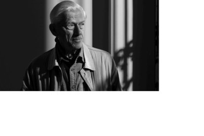 El escritor Theodor Kallifatides.