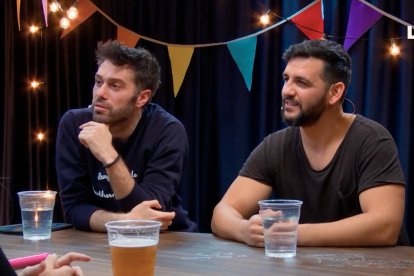 Fran Perea y Dani Martínez en “La Verbena”, donde compartieron recuerdos de las verbenas rurales leonesas que marcaron su juventud.