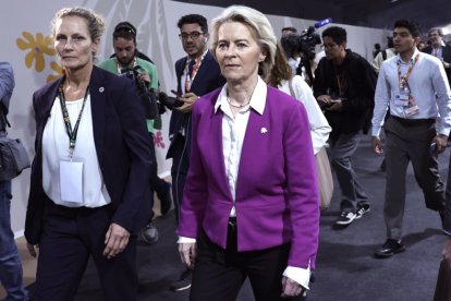 La presidenta de la Comisión Europea, Ursula von der Layen, llega a Belém.