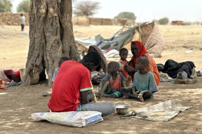 Refugiados sudaneses que huyen del conflicto.