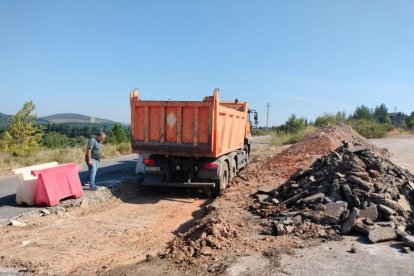 Trabajos de mejora del acceso a La Llanada.
