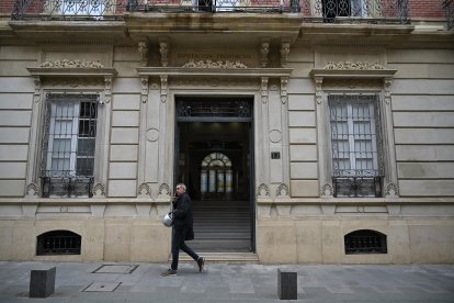 Diputación de Almería tras los registros en casa del presidente de la diputación almeriense, Javier Aureliano Garcia.