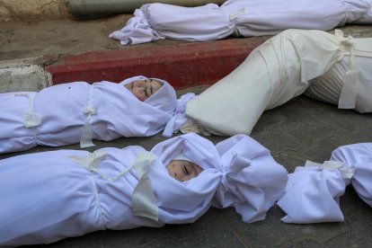 Cuerpos de los niños asesinados en el Al-Shifa.