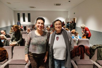 Carmen Delgado Álvarez, a la derecha, con Miriam Gutiérrez Martínez, de Flora Tristán.