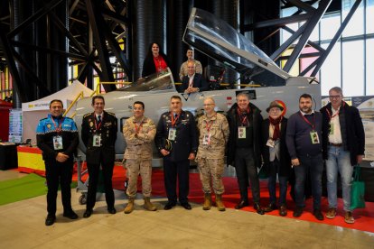 El alcalde de León, José Antonio Diez, preside la inauguración de la 35 edición de Expojoven