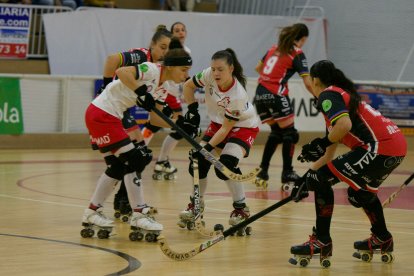 El Bembibre Hockey recibe a un Gijón imponente.