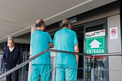 Dos médicos en la huelga del pasado mes de octubre.