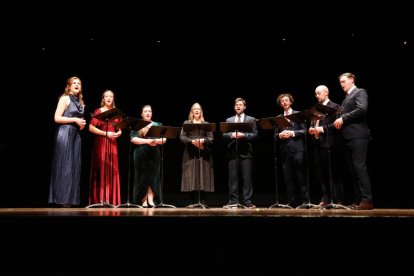 Concierto inaugural a cargo de Voces8 Scholars.