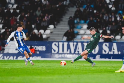 La SD Ponferradina da la cara, pero pierde en el último minuto y dice adiós a la Copa.