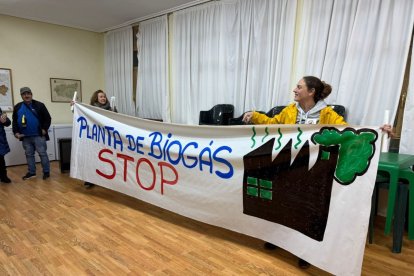 Una de las pancartas con las que cuenta la plataforma.