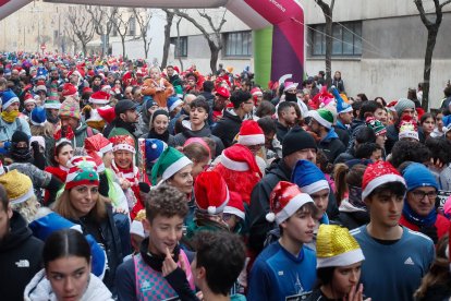 La provincia de León disfruta la Navidad de la forma más sana posible. Nada menos cue con el atletismo. Más de 30 carreras y casi un mes para ponerse las zapatillas y disfrutar.