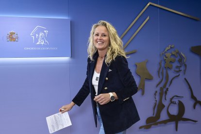 Archivo - La diputada del PSOE Montse Mínguez.