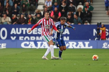 Moltenis pelea con Eslava en el Deportiva-Zamora CF.