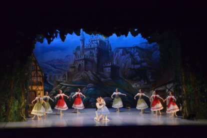 Un momento de la representación de ballet 'Giselle'.