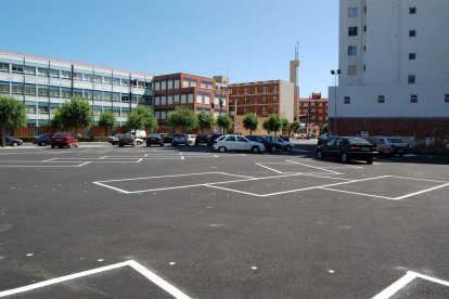 El desarrollo urbanístico gira en tono al aparcamiento actual de Azorín.