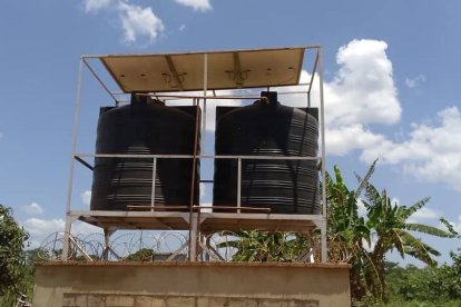 Los depósitos de agua comenzaron este verano.