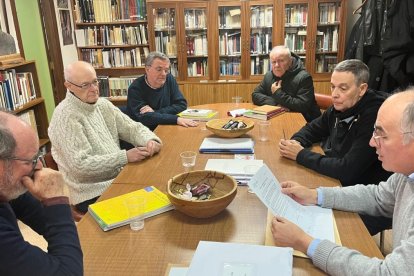 Reunión del jurado de los premios de investigación Antonio Estévez de este año.