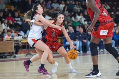 El BF León no pudo superar al Maristas Coruña.