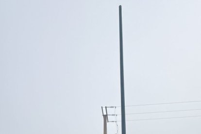 Primeros trabajos para instalar las farolas.