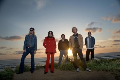 Son conocidos por su sonido heredero directo del garage de los 60.