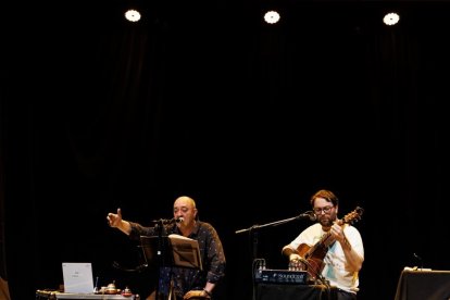 Víctor M. Díez y Rodrigo Martínez, durante una actuación.