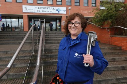 Natividad Catarino, frente al Hospital Bierzo.
