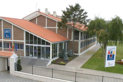 La Residencia Juvenil Castilla en Palencia es una de las sedes de las actividades.