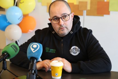 Dani Gordo realizó una rueda de prensa previa al partido contra Frigoríficos Morrazo.