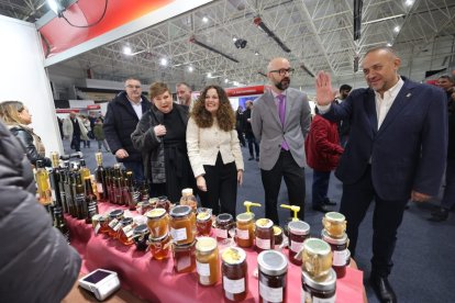 La Feria abrió ayer sus puertas con 34 stands.