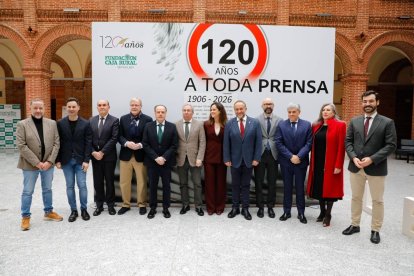 Ramiro López, Javier Alfonso-Cendón, Tomás Quintana, Antonio Silván, Mario Amilivia, Joaquín Torné, Adriana Ulibarri, Gerardo Álvarez Courel, Héctor Alaiz, Eduardo Diego, Asunción Mallo y David Fernández.