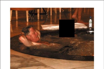 Imagen de Bill Clinton en la isla de Epstein.