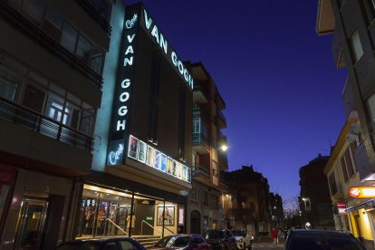 Cine Van Gogh en León.