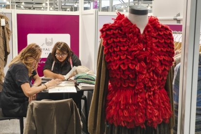 Salón Première Vision, en París, con 16 empresas textiles que reivindican la alpaca.