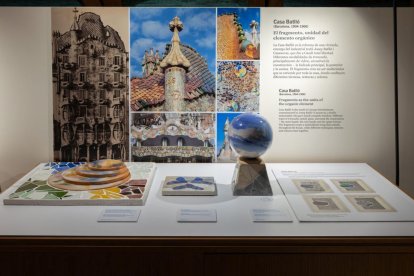 Detalle de la exposición 'Gaudí y el Trencadis'.