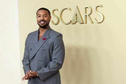 Fotografía de archivo que muestra al actor Michael B. Jordan posando durante el almuerzo de los nominados a los Óscar en Beverly Hills (EE.UU.). EFE/ Chris Torres