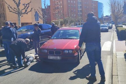 Atropellan a un varón de 65 años a las puertas de León Plaza.