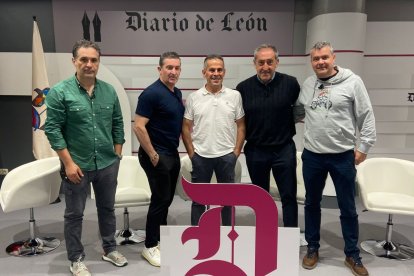 Óscar Díez, Pérez, Fraguas, Juan Simón y Raúl Castro.