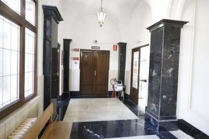 La Audiencia ordena seguir la investigacón.