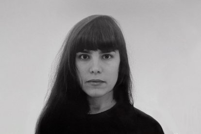 Candela Sierra, Premio Nacional de Cómic de 2025, visita la FEE en conversación con Alicia Elektra.