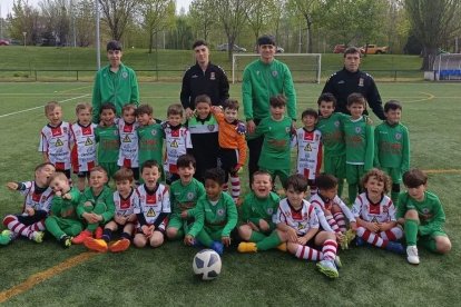 El Atlético Pinilla que compite en la Liga de Debutantes.