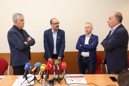Jorge Vega, Marco Morala, Jorge Martínez  y Francisco Balado en la presentación