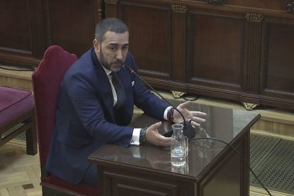 El empresario Víctor de Aldama en su declaración en la sede del Supremo.