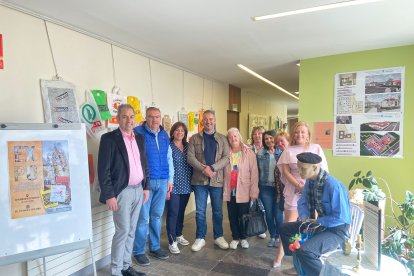 La exposición se puede ver en el Ayuntamiento de Sariegos.