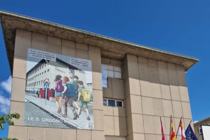 El instituto se encuentra en el barrio de La Palomera.