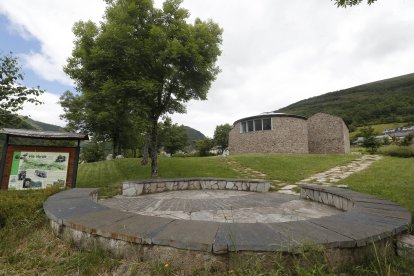 Localidad de Caboalles de Arriba, en Laciana