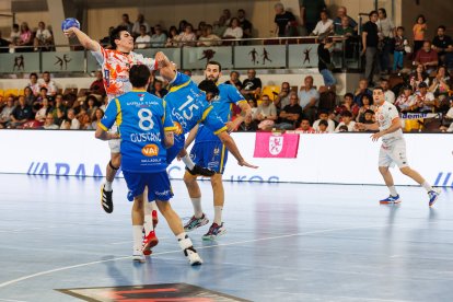 Un momento del partido que disputó Valladolid en León la pasada temporada.