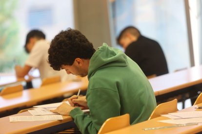 Se realiza en colaboración con la Universidad.