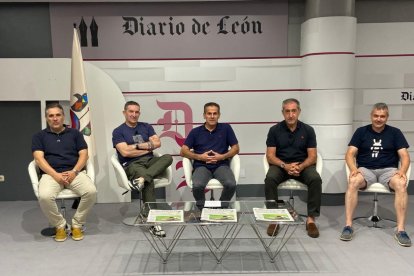 Óscar Díez, Pérez, Fraguas, Juan y Raúl Castro.